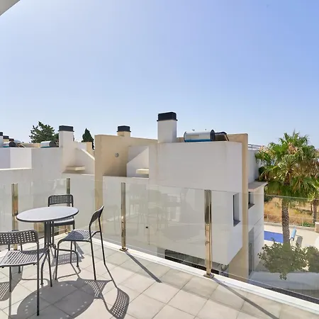 Capistrano Garden No1 *